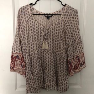 American Eagle Printed 3/4 Sleeved Top